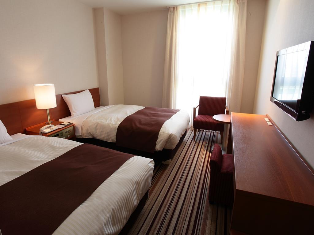 Hotel Crown Palais Kofu Extérieur photo