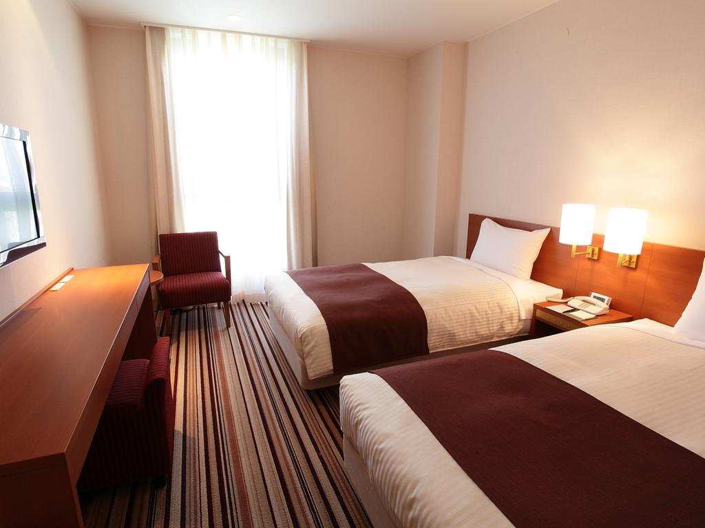 Hotel Crown Palais Kofu Extérieur photo
