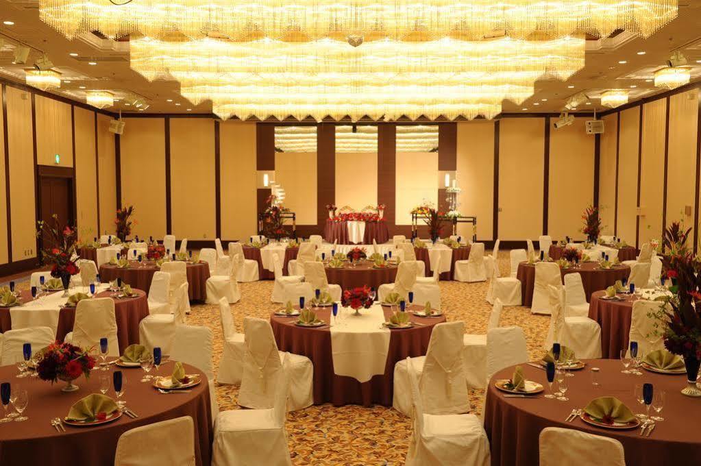 Hotel Crown Palais Kofu Extérieur photo