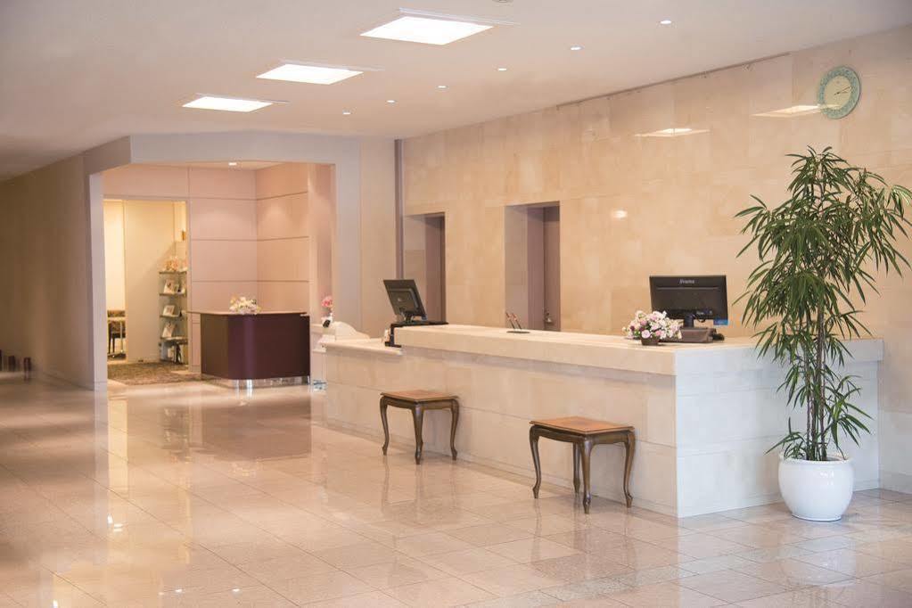 Hotel Crown Palais Kofu Extérieur photo